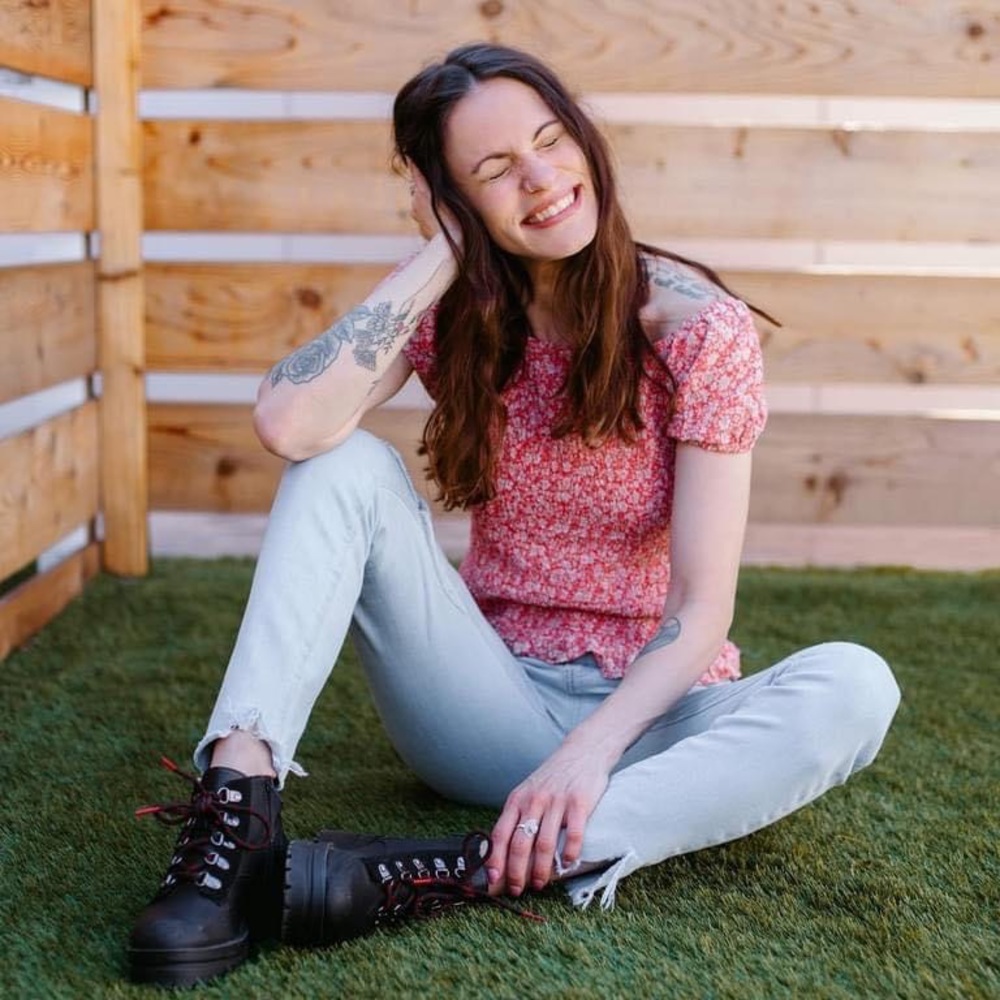 Meet your Posher, Jillian